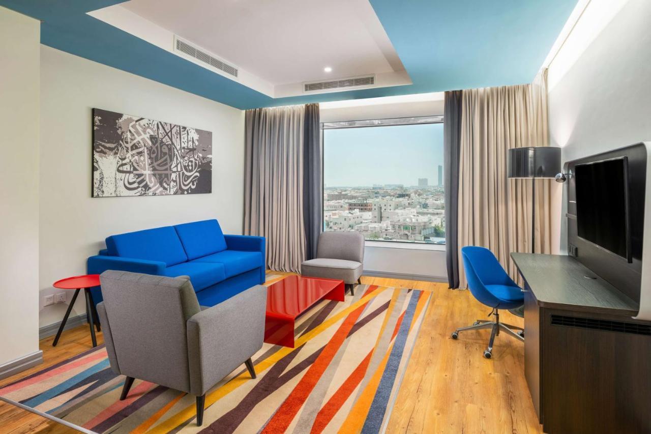 Park Inn By Radisson Jeddah Madinah Road Exterior photo