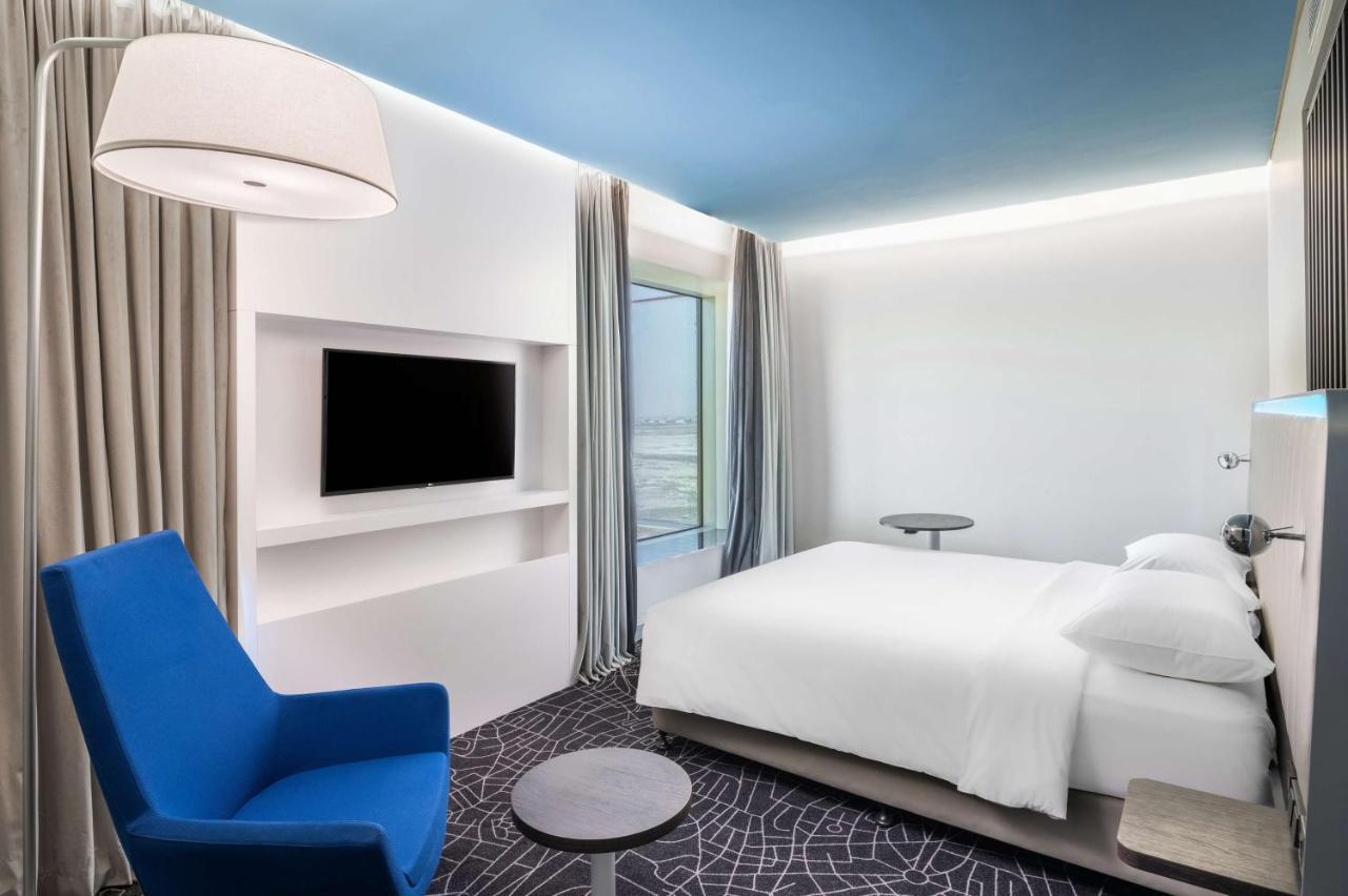 Park Inn By Radisson Jeddah Madinah Road Exterior photo