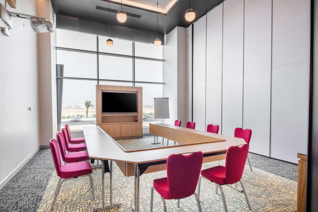 Park Inn By Radisson Jeddah Madinah Road Exterior photo