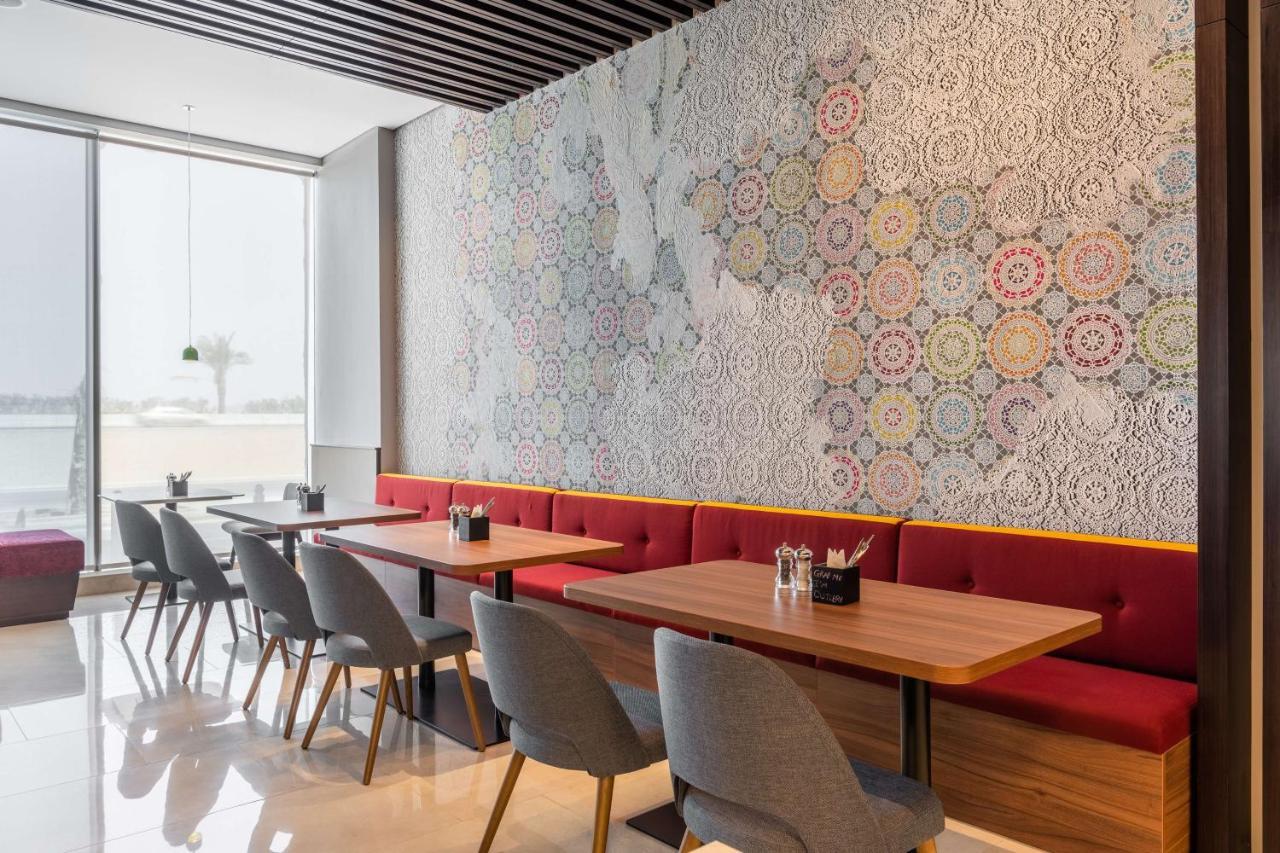 Park Inn By Radisson Jeddah Madinah Road Exterior photo