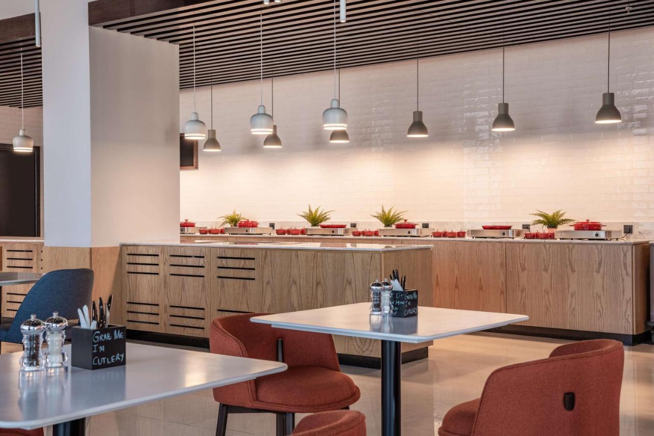 Park Inn By Radisson Jeddah Madinah Road Exterior photo