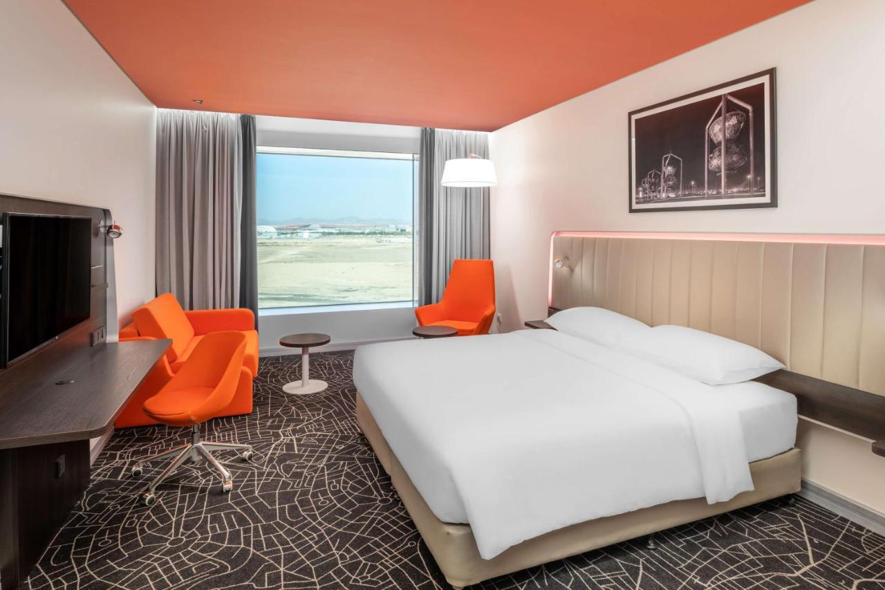 Park Inn By Radisson Jeddah Madinah Road Exterior photo