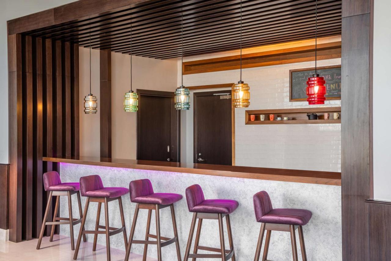 Park Inn By Radisson Jeddah Madinah Road Exterior photo